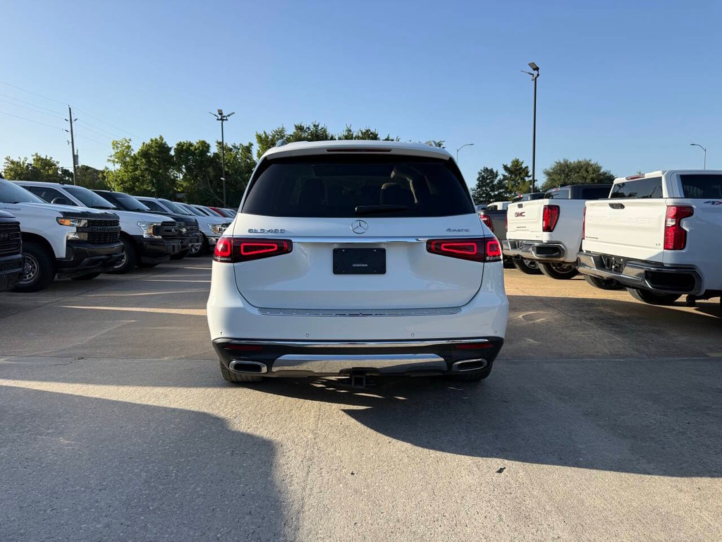 Mercedes-Benz GLS Vehicle Full-screen Gallery Image 43
