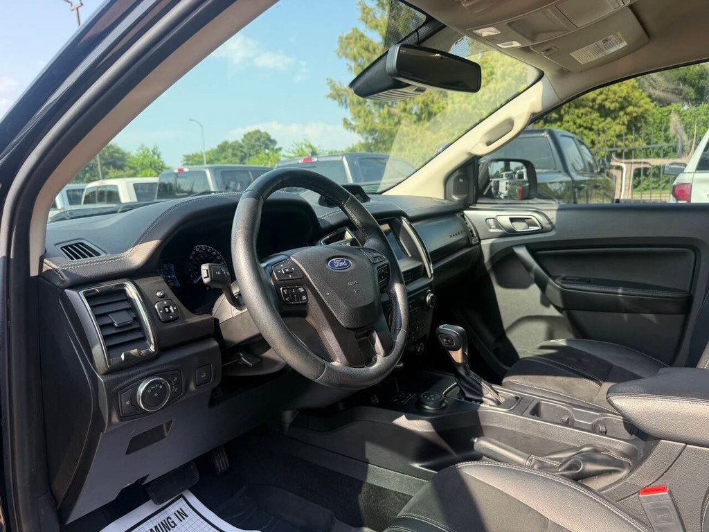Ford Ranger Vehicle Full-screen Gallery Image 06