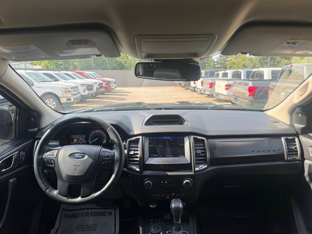 Ford Ranger Vehicle Full-screen Gallery Image 17