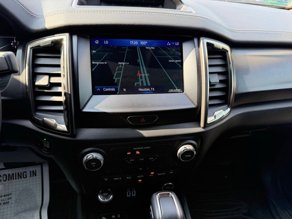 Ford Ranger Vehicle Full-screen Gallery Image 24