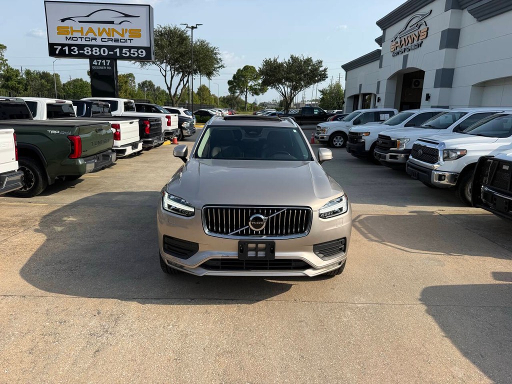 Volvo XC90 Vehicle Full-screen Gallery Image 47