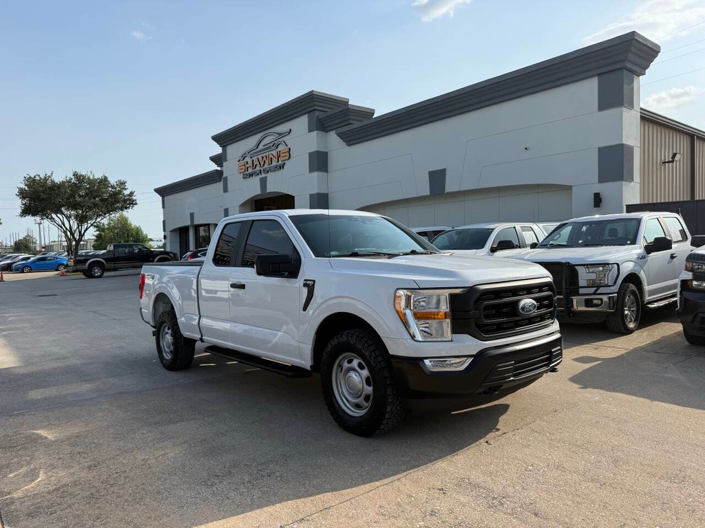 Ford F-150 Vehicle Full-screen Gallery Image 02