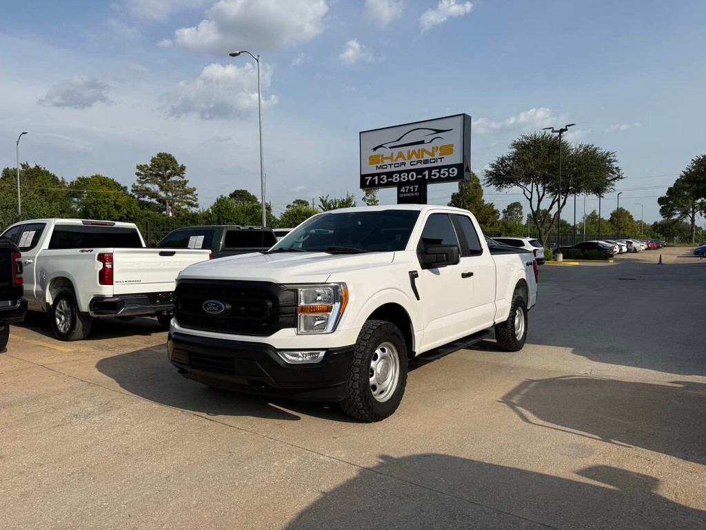 Ford F-150 Vehicle Full-screen Gallery Image 03