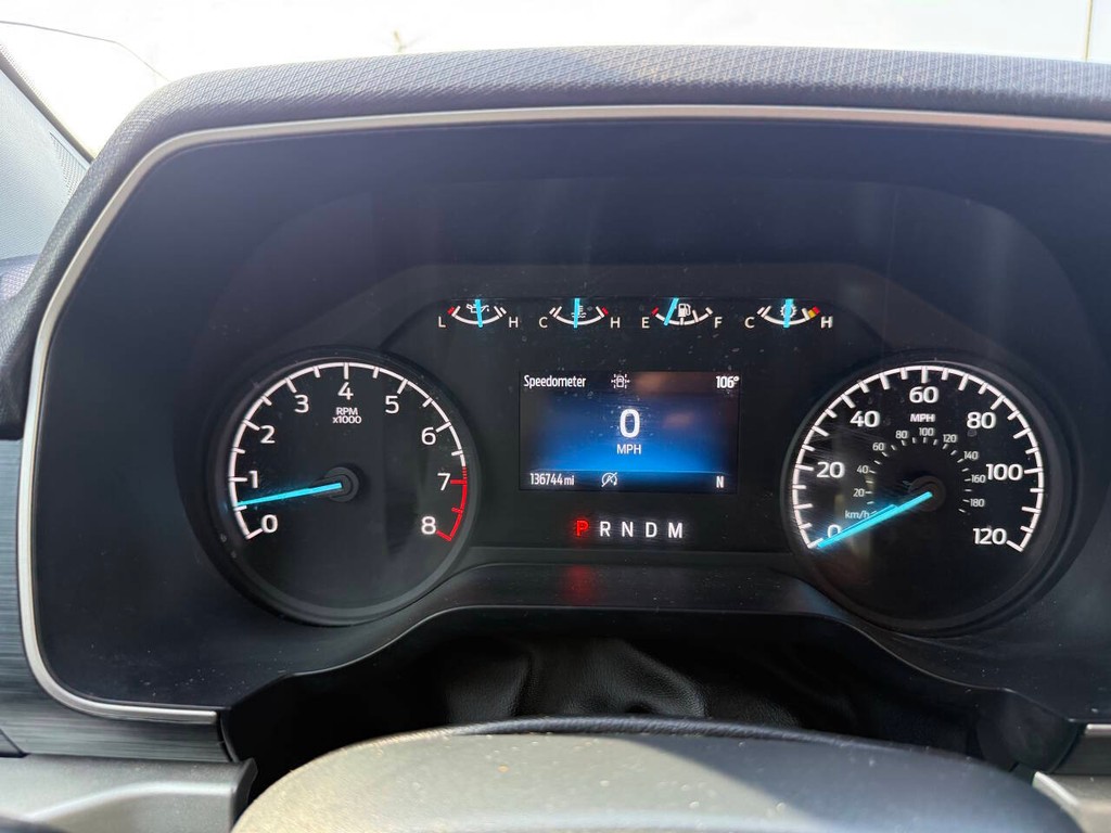 Ford F-150 Vehicle Full-screen Gallery Image 30