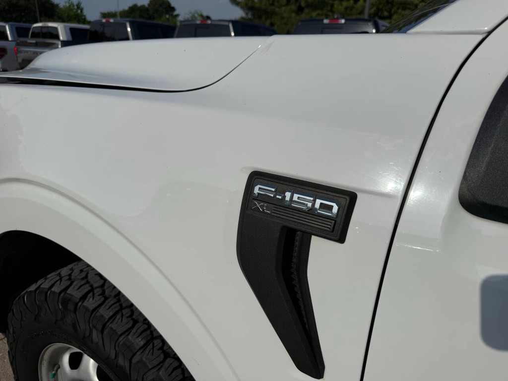 Ford F-150 Vehicle Full-screen Gallery Image 35