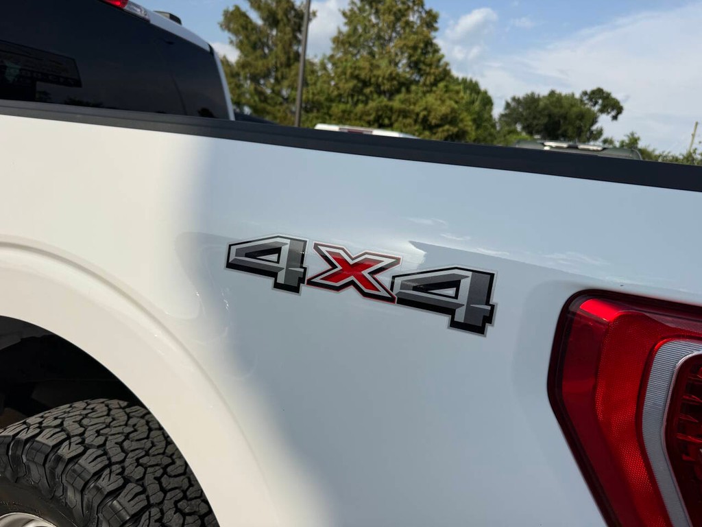 Ford F-150 Vehicle Full-screen Gallery Image 38