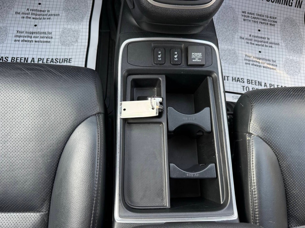 Honda CR-V Vehicle Full-screen Gallery Image 31