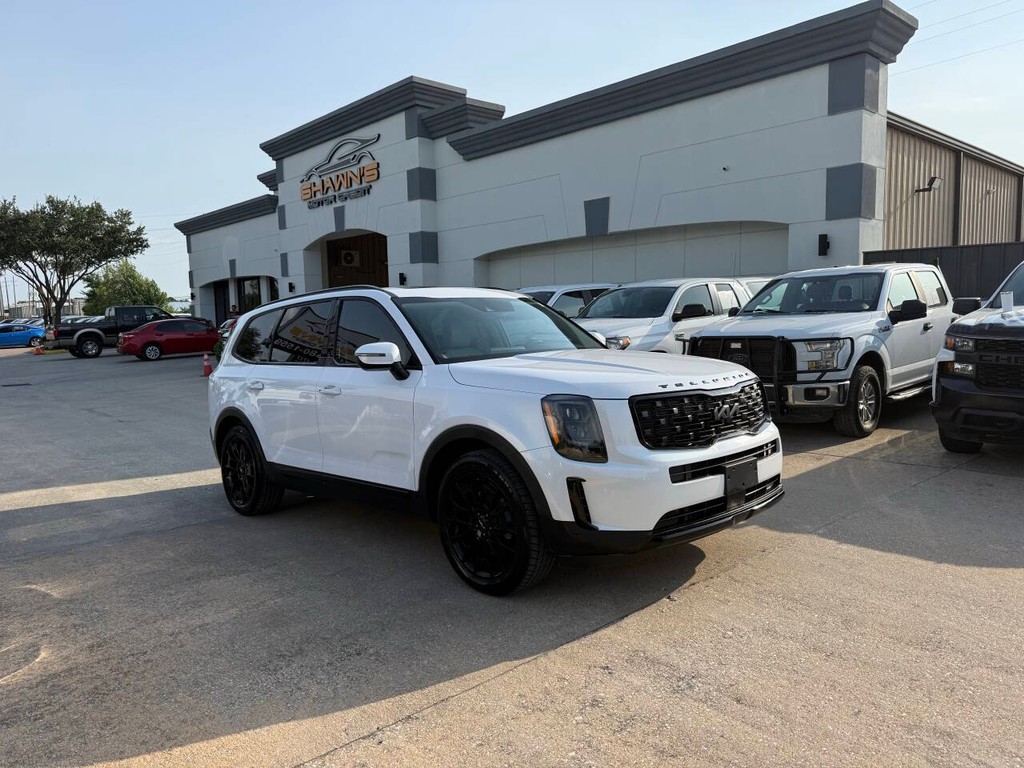 Kia Telluride Vehicle Full-screen Gallery Image 02