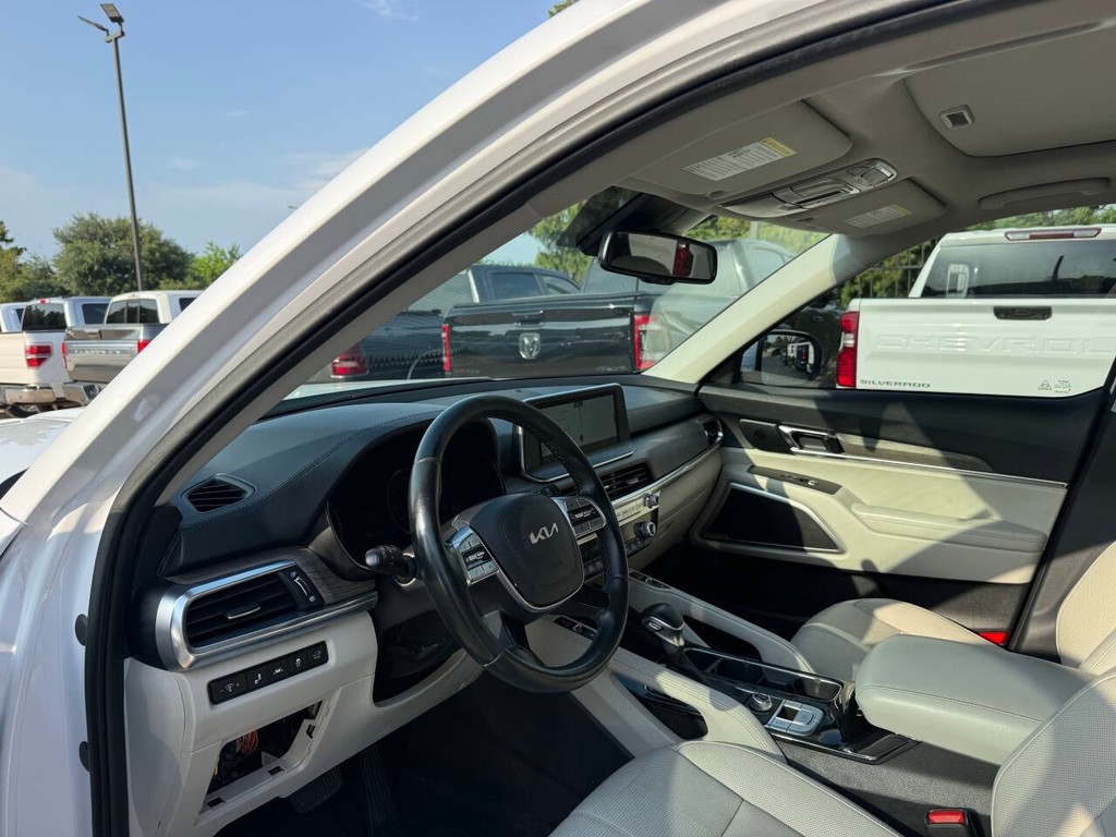 Kia Telluride Vehicle Full-screen Gallery Image 06