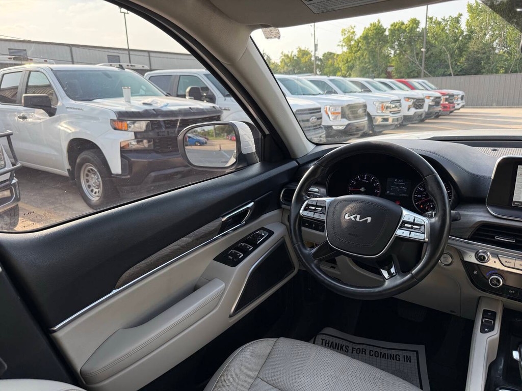 Kia Telluride Vehicle Full-screen Gallery Image 21