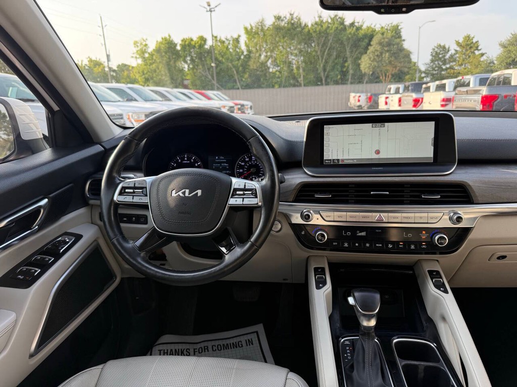 Kia Telluride Vehicle Full-screen Gallery Image 23