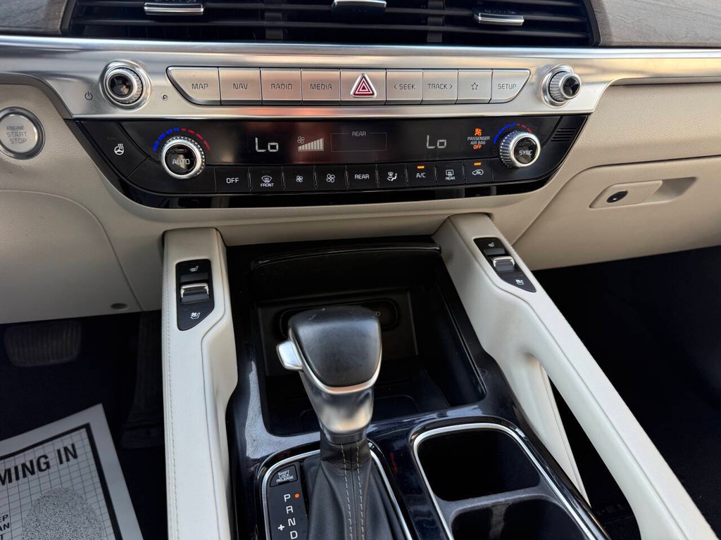Kia Telluride Vehicle Full-screen Gallery Image 33