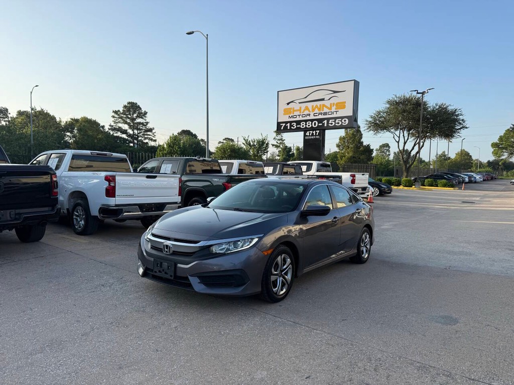 Honda Civic Sedan Vehicle Full-screen Gallery Image 03
