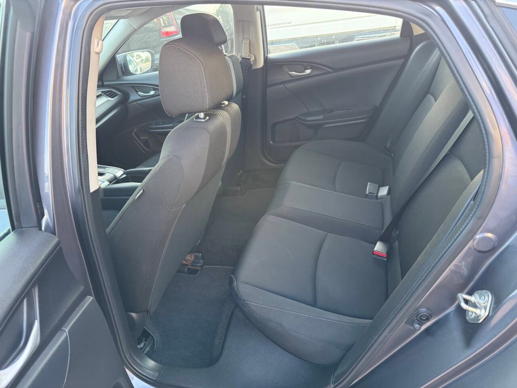 Honda Civic Sedan Vehicle Full-screen Gallery Image 13