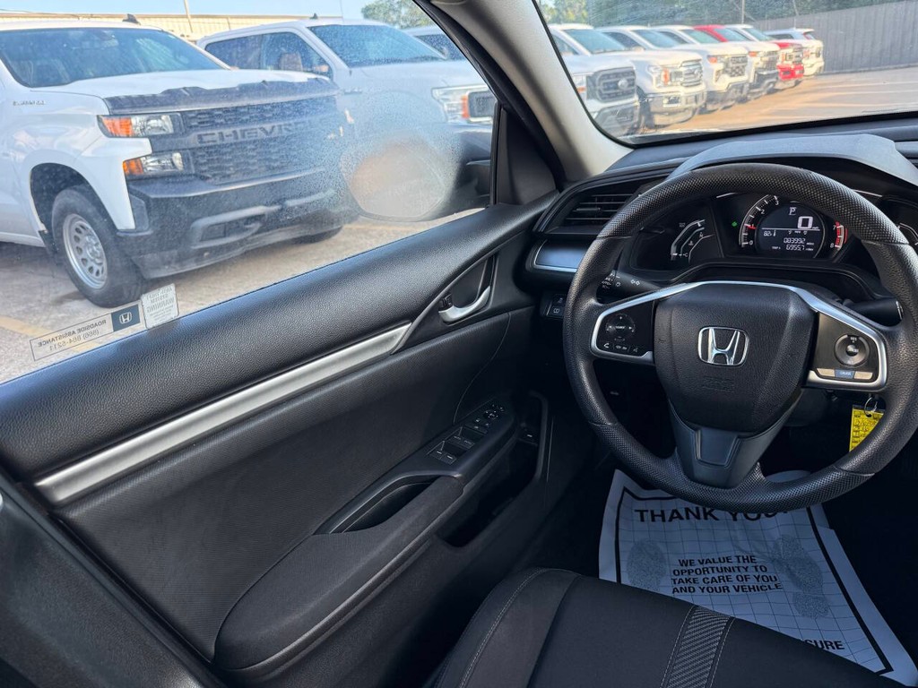 Honda Civic Sedan Vehicle Full-screen Gallery Image 18