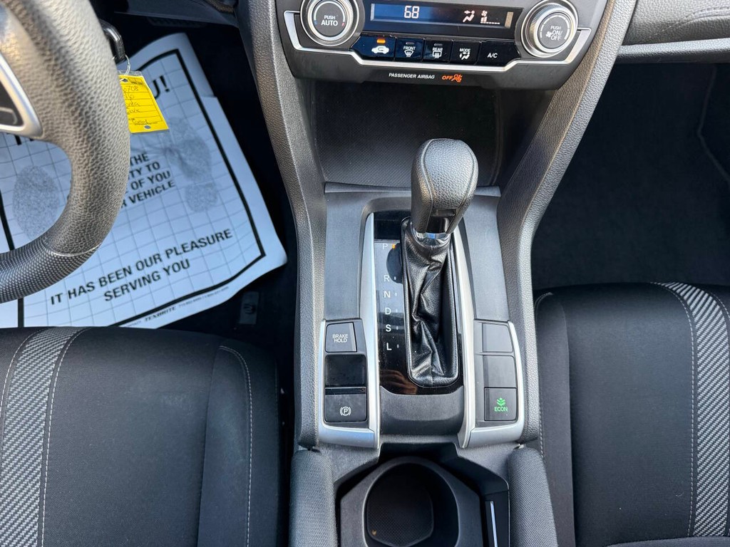 Honda Civic Sedan Vehicle Full-screen Gallery Image 29