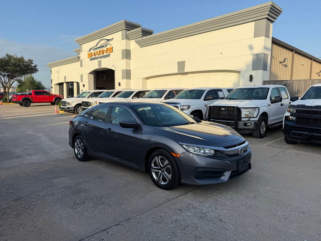 Honda Civic Sedan Vehicle Full-screen Gallery Image 41