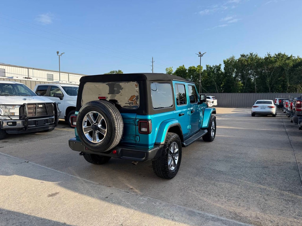 Jeep Wrangler Unlimited Vehicle Full-screen Gallery Image 05