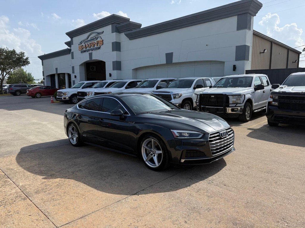 Audi A5 Sportback Vehicle Full-screen Gallery Image 02
