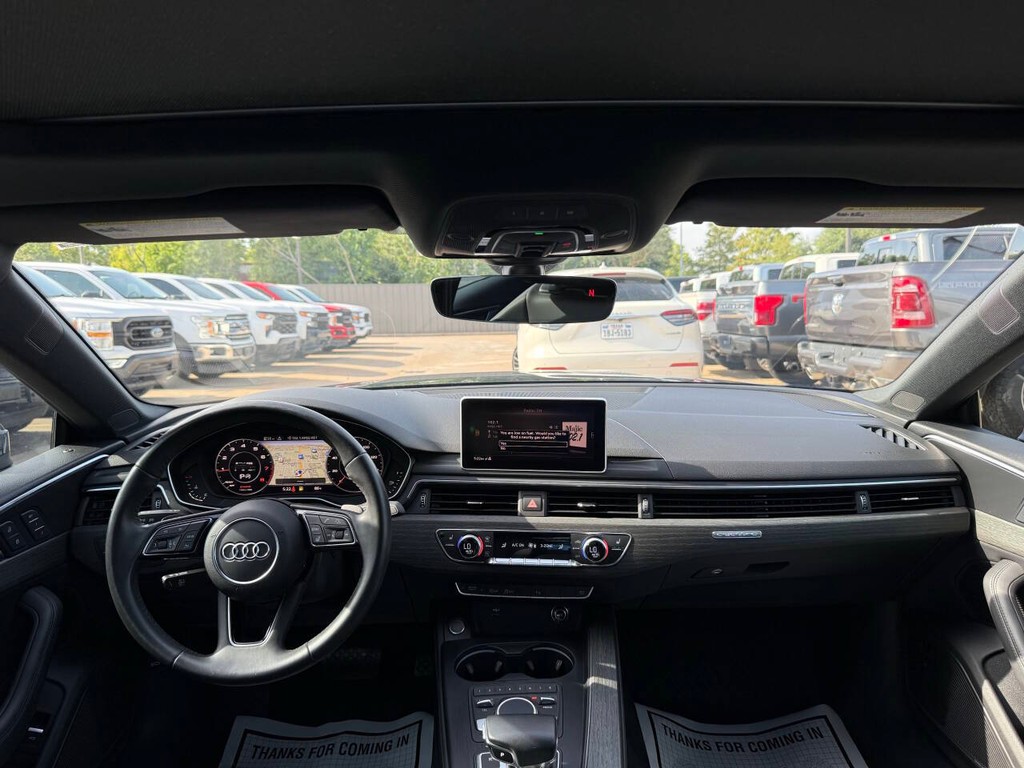 Audi A5 Sportback Vehicle Full-screen Gallery Image 17