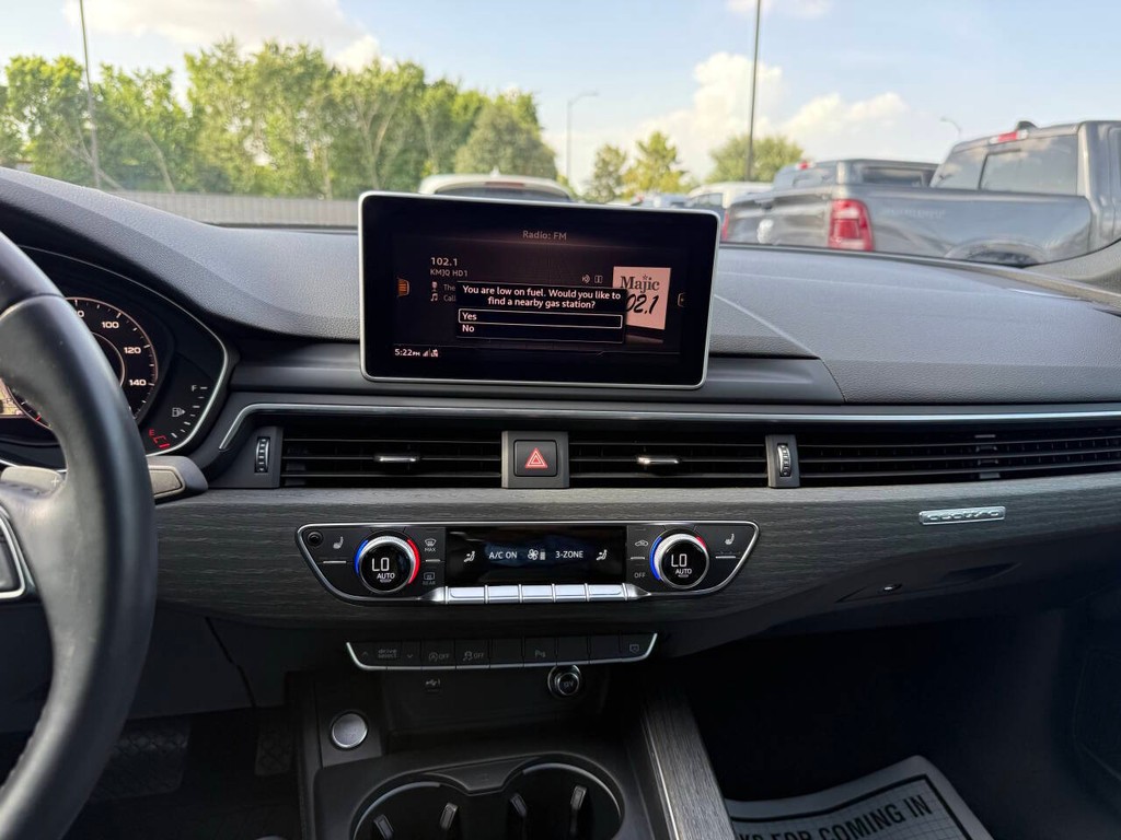 Audi A5 Sportback Vehicle Full-screen Gallery Image 24