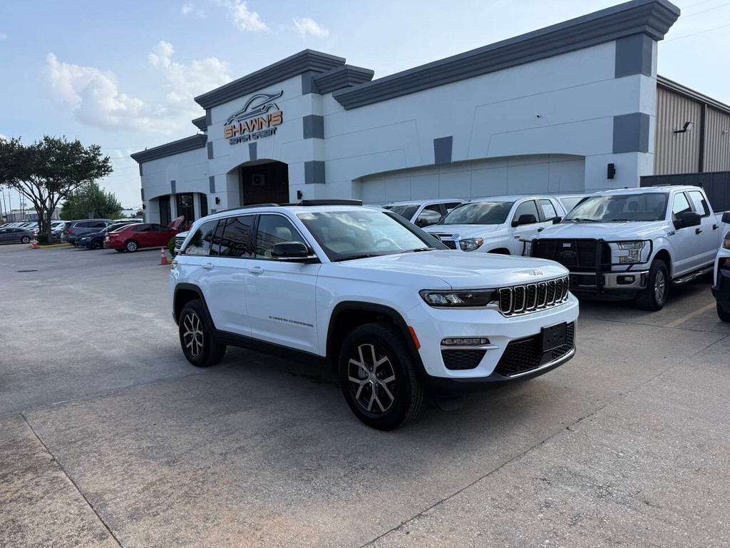 Jeep Grand Cherokee Vehicle Full-screen Gallery Image 02