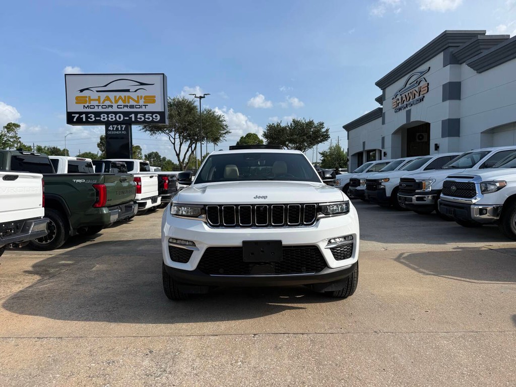Jeep Grand Cherokee Vehicle Full-screen Gallery Image 40