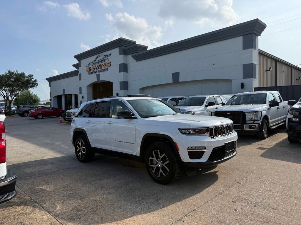 Jeep Grand Cherokee Vehicle Full-screen Gallery Image 41