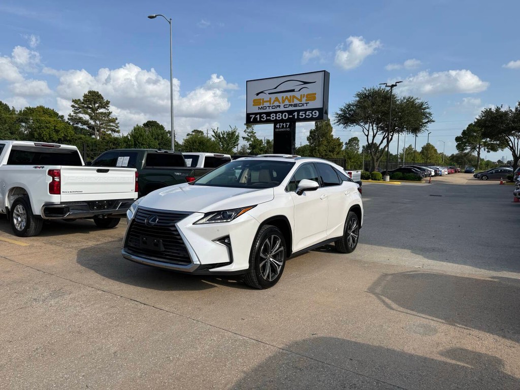 Lexus RX 350 Vehicle Full-screen Gallery Image 03