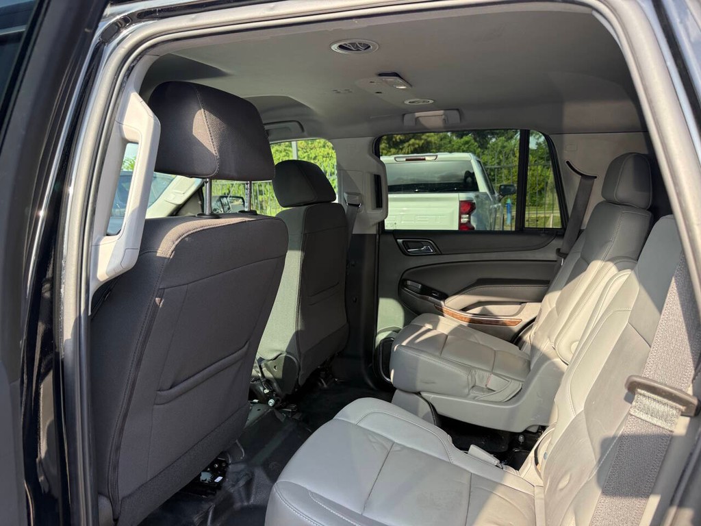 Chevrolet Tahoe Vehicle Full-screen Gallery Image 12