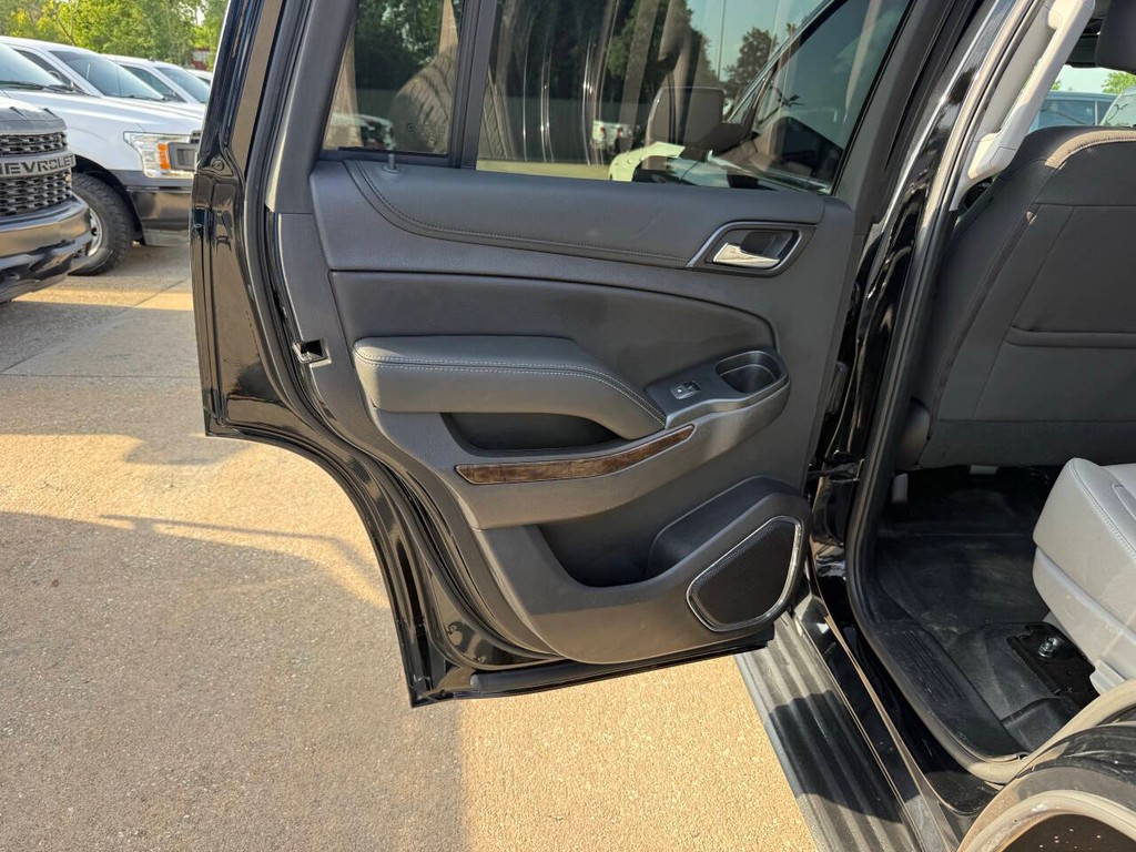 Chevrolet Tahoe Vehicle Full-screen Gallery Image 14