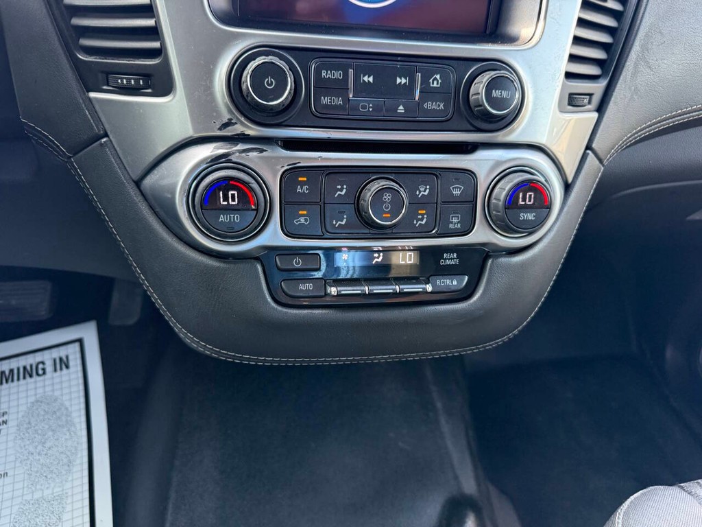 Chevrolet Tahoe Vehicle Full-screen Gallery Image 28