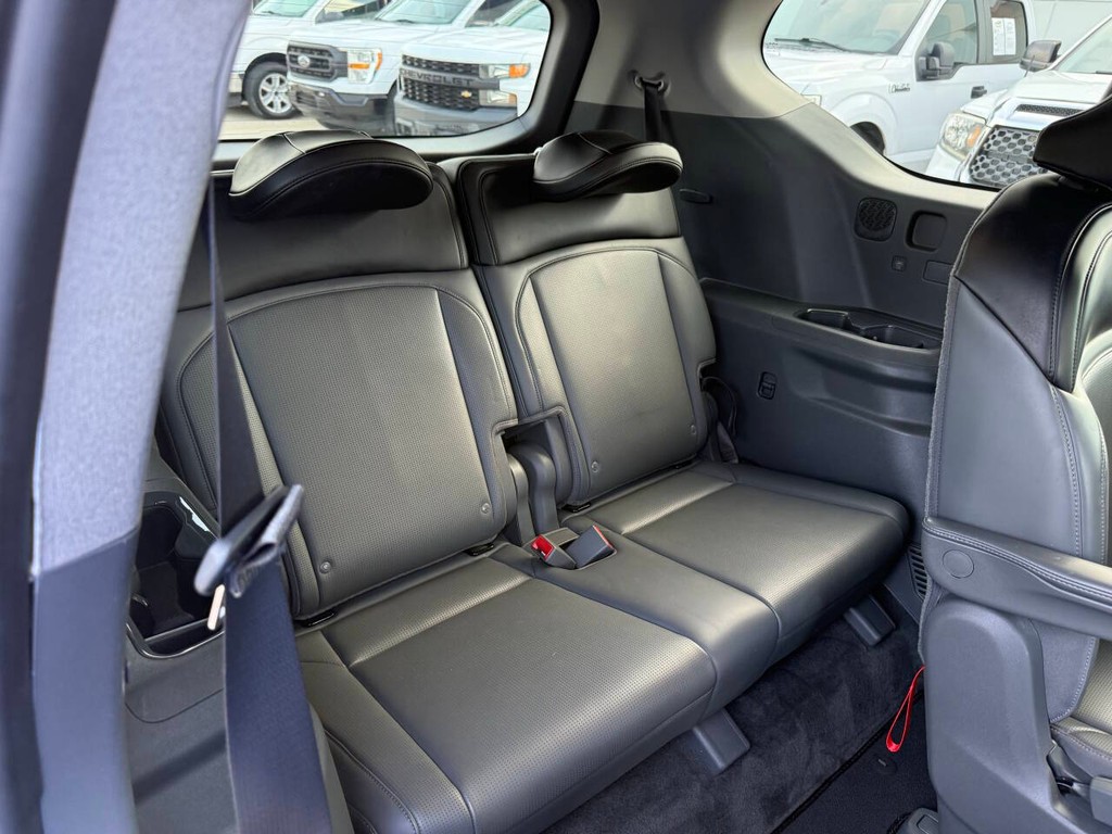 Kia EV9 Vehicle Full-screen Gallery Image 16