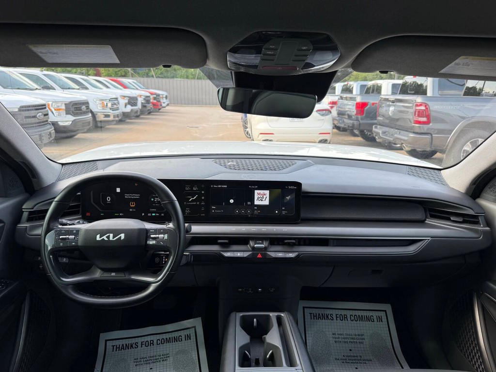 Kia EV9 Vehicle Full-screen Gallery Image 19