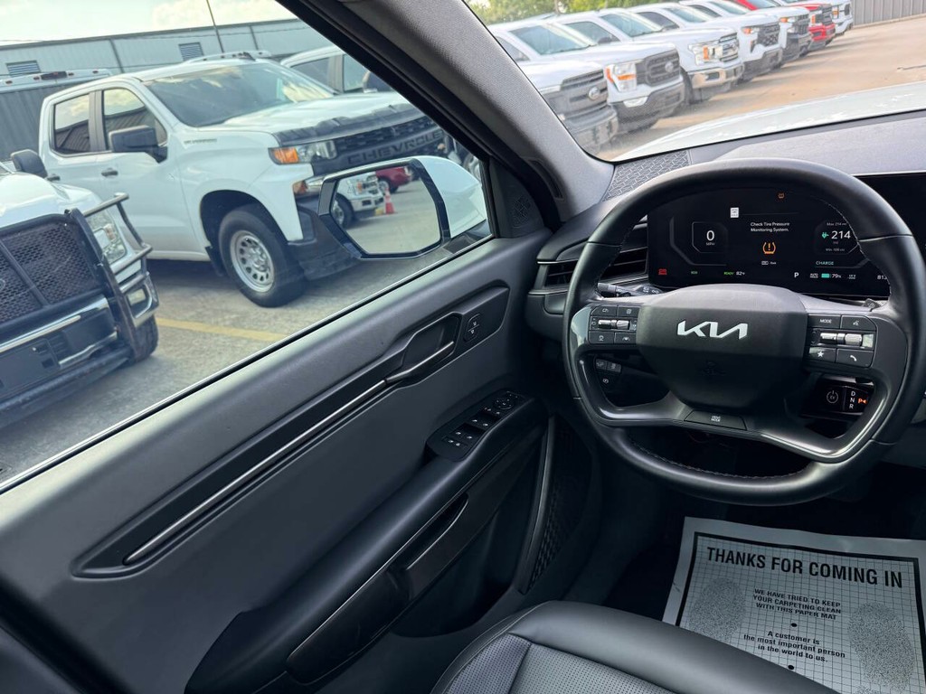 Kia EV9 Vehicle Full-screen Gallery Image 21