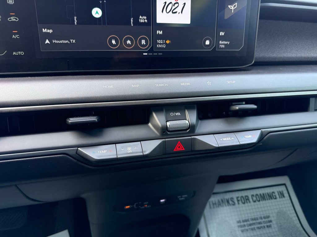 Kia EV9 Vehicle Full-screen Gallery Image 31