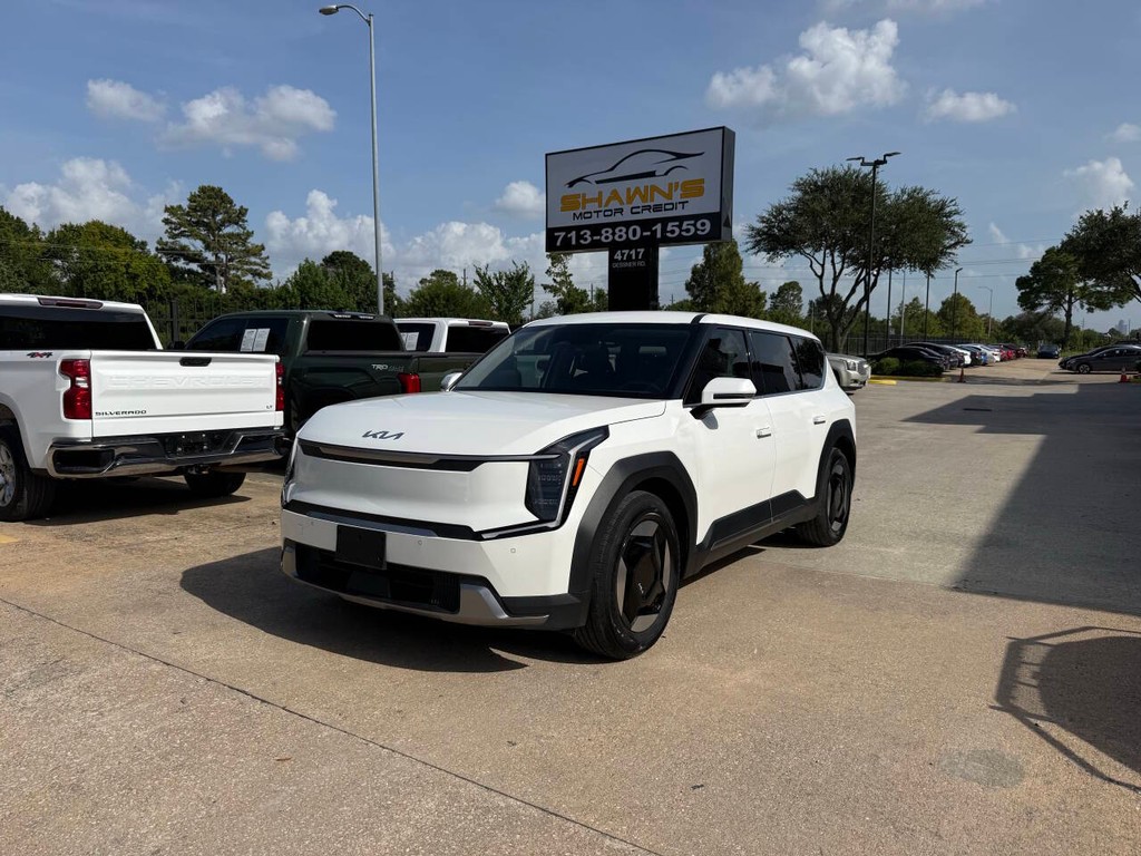 Kia EV9 Vehicle Full-screen Gallery Image 45