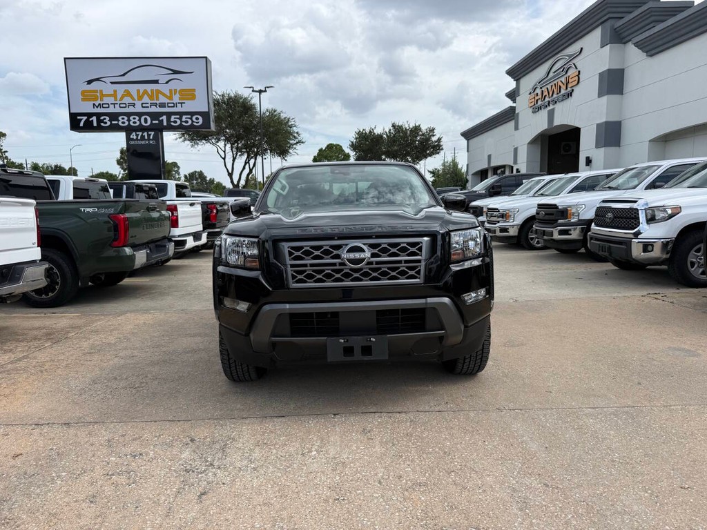 Nissan Frontier Vehicle Full-screen Gallery Image 39