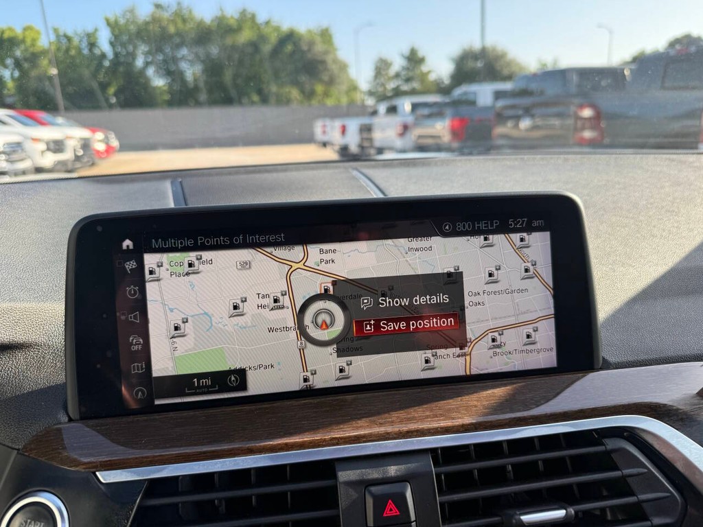 BMW X3 Vehicle Full-screen Gallery Image 28