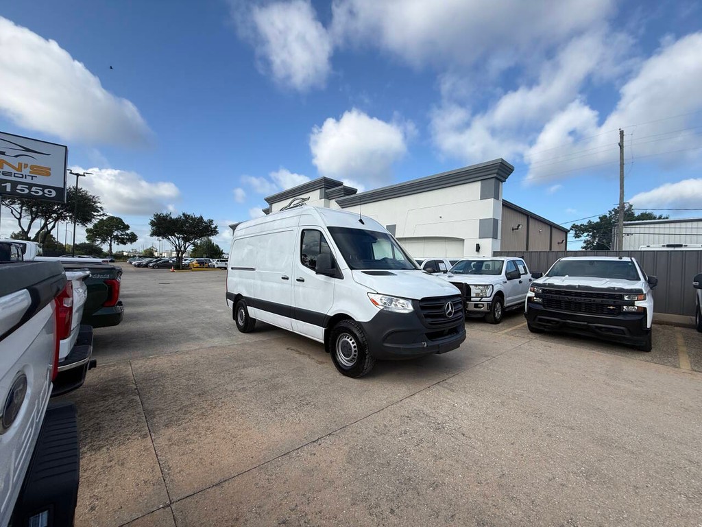 Mercedes-Benz Sprinter Vehicle Full-screen Gallery Image 39