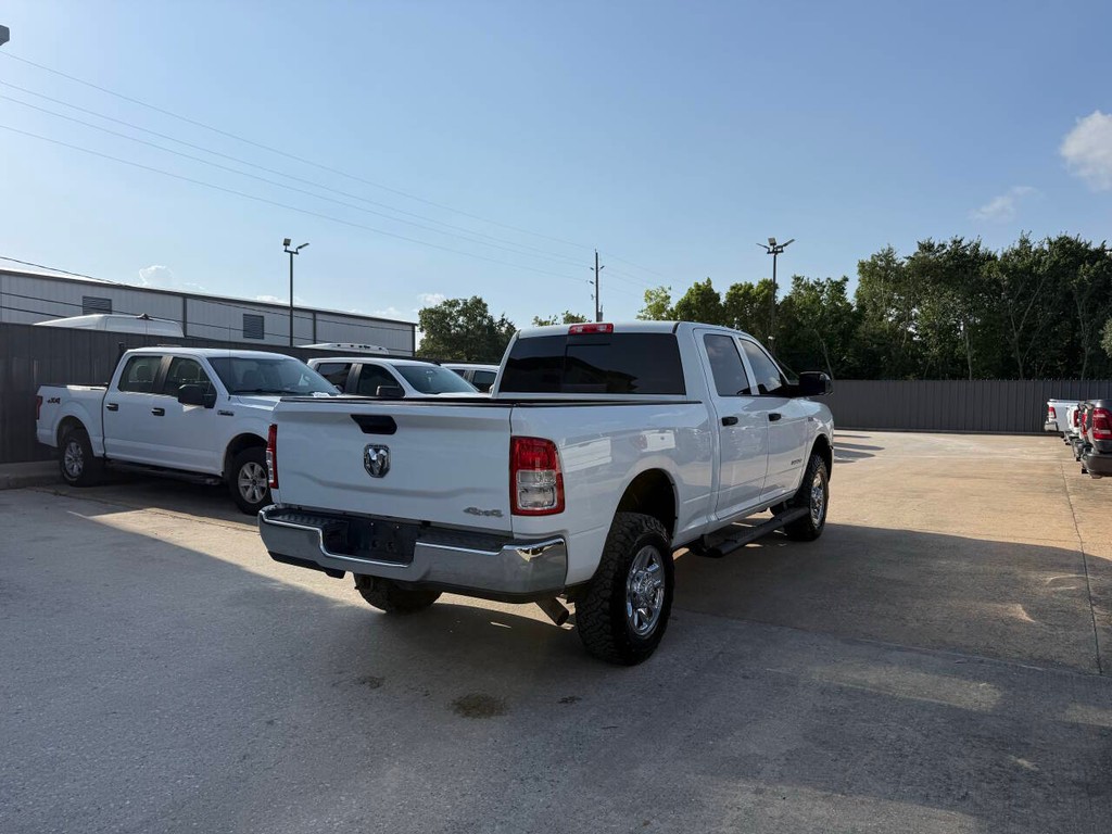 Ram 2500 Vehicle Full-screen Gallery Image 05