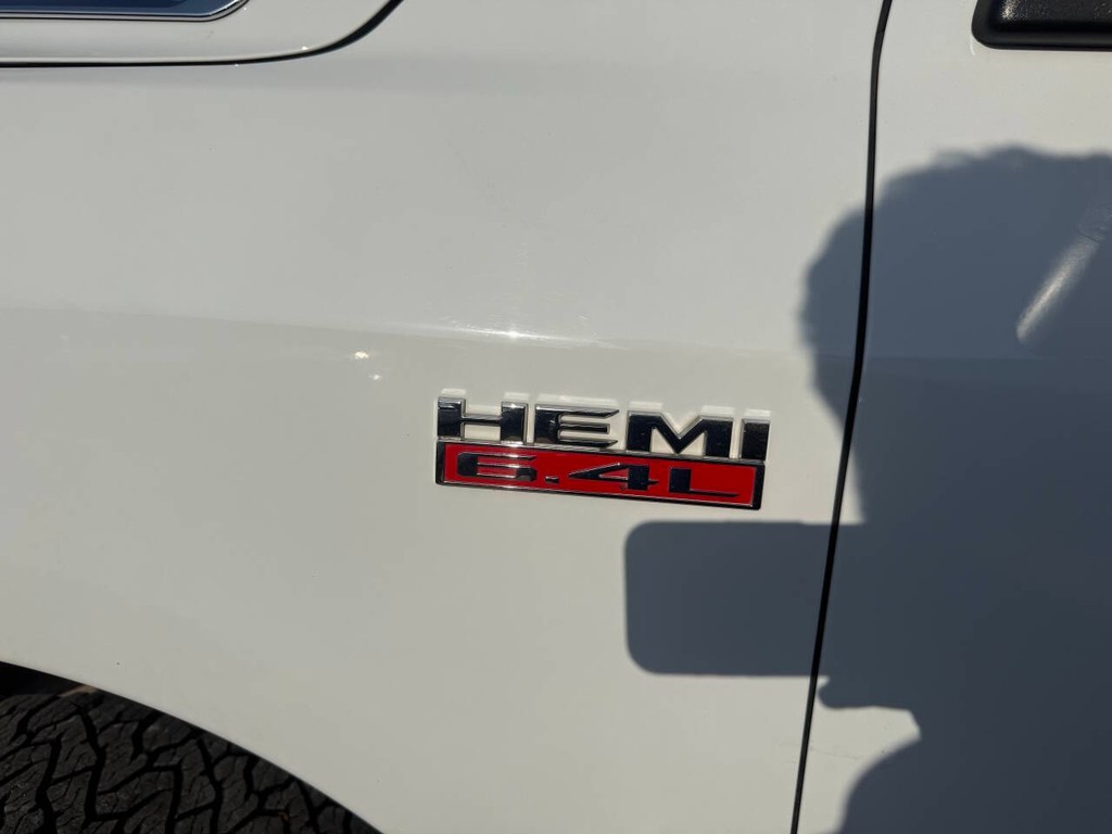 Ram 2500 Vehicle Full-screen Gallery Image 39