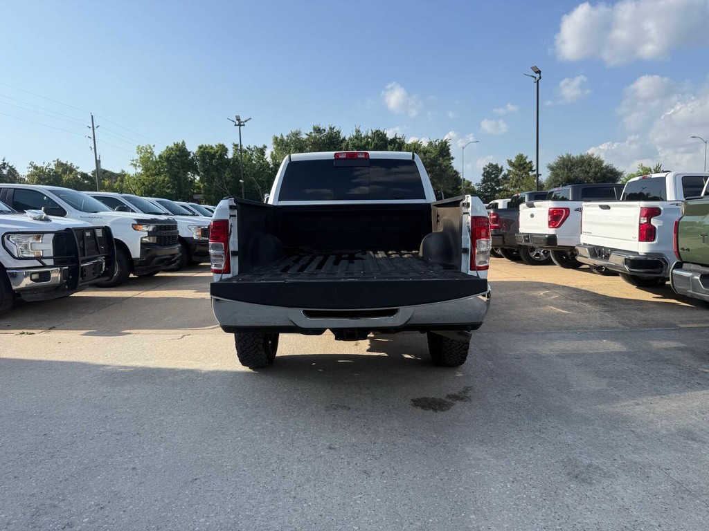 Ram 2500 Vehicle Full-screen Gallery Image 40