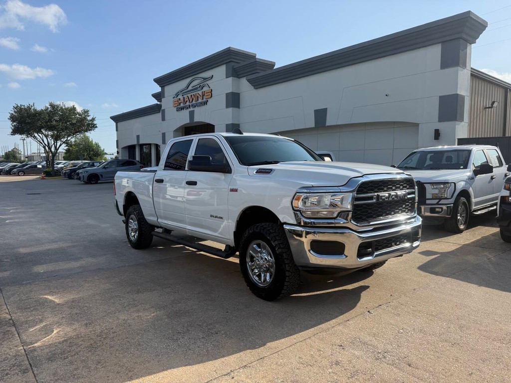 Ram 2500 Vehicle Full-screen Gallery Image 44