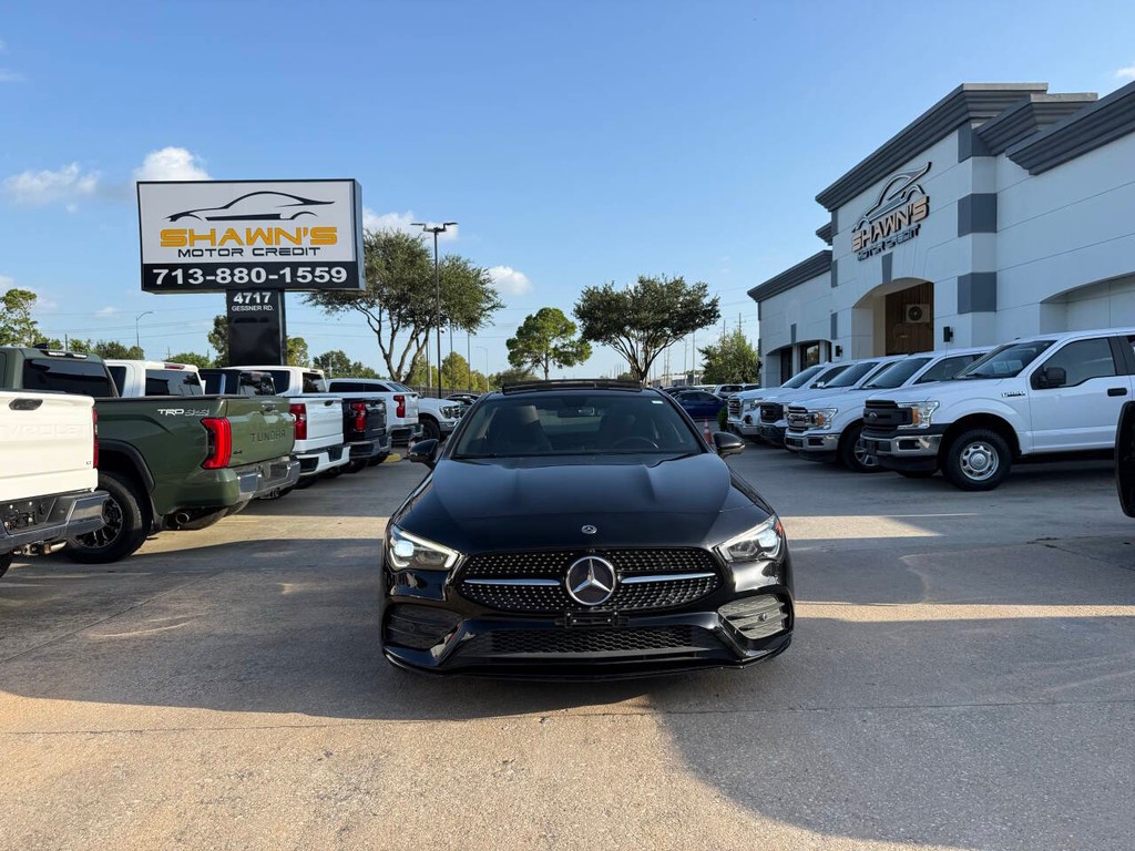 Mercedes-Benz CLA Vehicle Full-screen Gallery Image 39