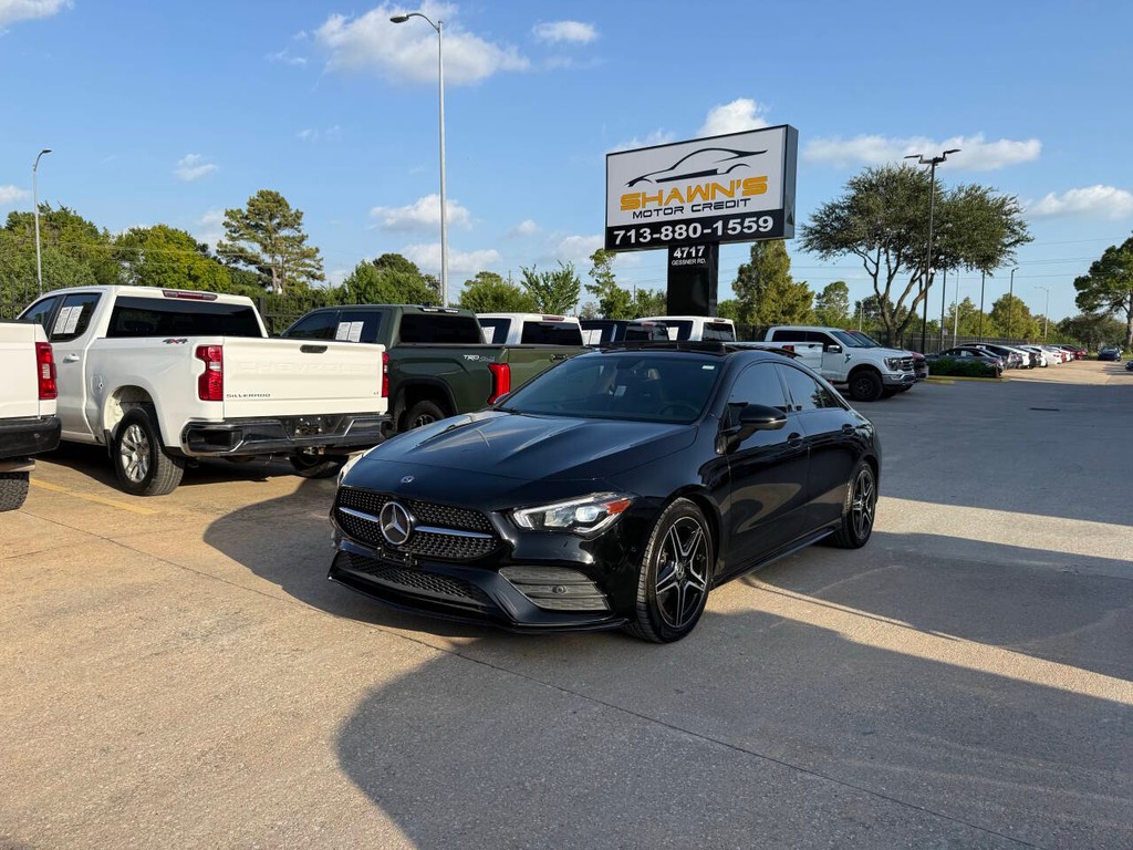 Mercedes-Benz CLA Vehicle Full-screen Gallery Image 41