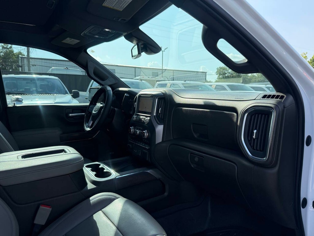 GMC Sierra 1500 Vehicle Full-screen Gallery Image 09