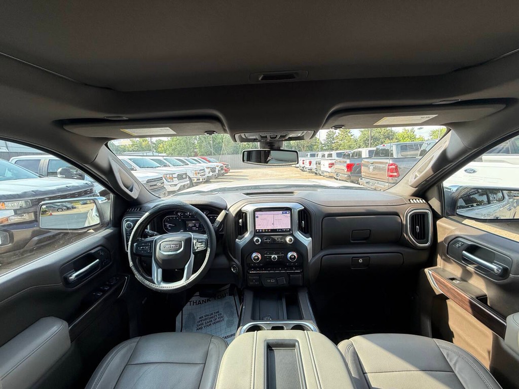 GMC Sierra 1500 Vehicle Full-screen Gallery Image 18