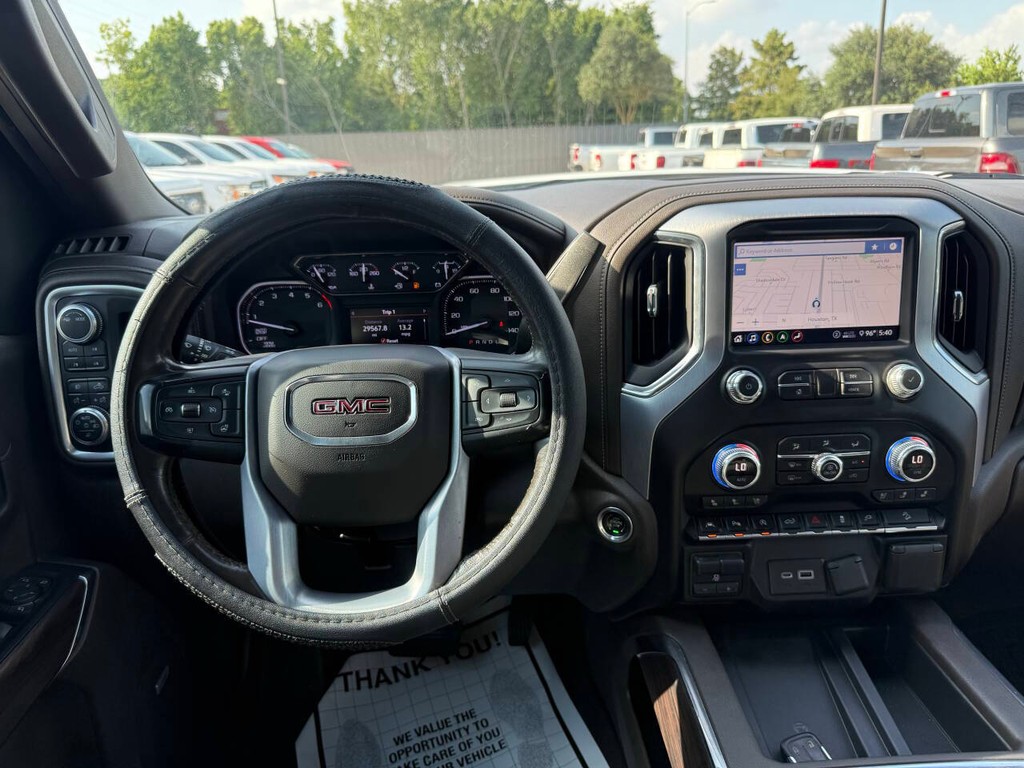 GMC Sierra 1500 Vehicle Full-screen Gallery Image 21