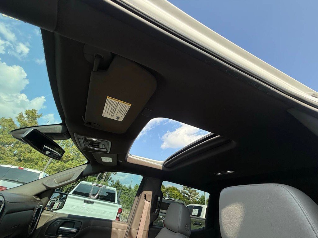 GMC Sierra 1500 Vehicle Full-screen Gallery Image 31